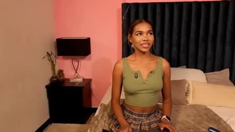 Lily Miiller online show from 09-14-25, 09:14