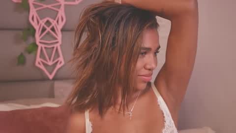 Lily Miiller online show from 11-27-25, 09:39