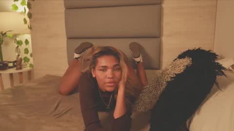 Snapshot of lily_miiller chatting on 02-26-26, 09:36 Lily Miiller online show from 02-26-26, 09:36