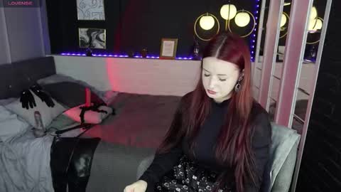 Snapshot of lily_moonlight chatting on 10-01-25, 07:25 Lily online show from 10-01-25, 07:25