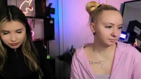 Lily online show from 01-13-26, 07:19