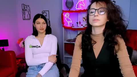 Snapshot of lily_rosss chatting on 02-28-25, 12:20 Lily online show from 02-28-25, 12:20