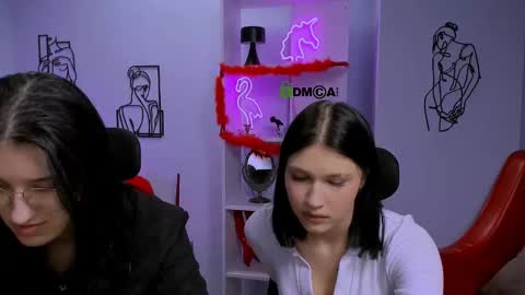 Snapshot of lily_rosss chatting on 03-08-25, 12:11 Lily online show from 03-08-25, 12:11