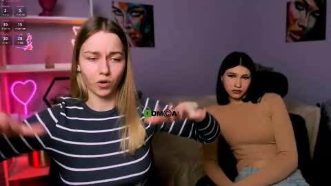 Snapshot of lily_rosss chatting on 03-09-25, 04:22 Lily online show from 03-09-25, 04:22