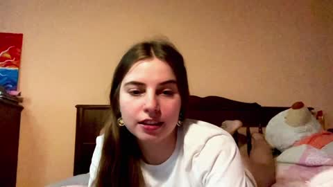 Snapshot of lily_smily chatting on 12-29-24, 12:01 Lily online show from 12-29-24, 12:01