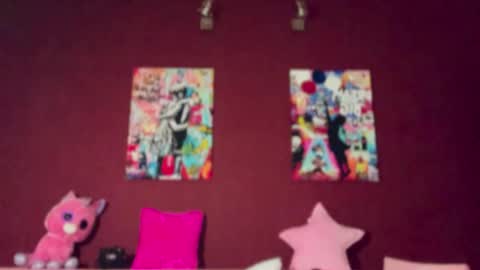 Snapshot of lily_smily chatting on 10-26-25, 02:12 Lily online show from 10-26-25, 02:12