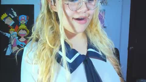 lily_stone04 online show from 06-02-26, 09:44