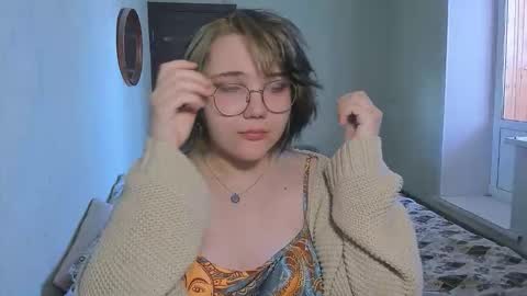 Lily online show from 03-23-26, 07:45