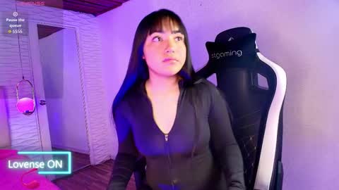 lily_waist online show from 09-22-25, 11:12