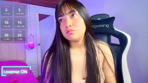 lily_waist online show from 09-23-25, 11:13