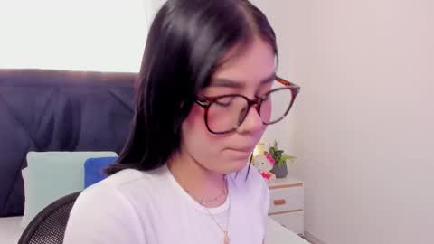 LilyWoodz online show from 02-08-26, 02:53