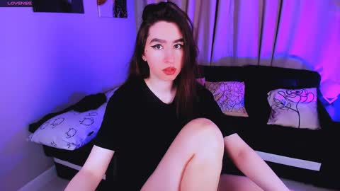 LILY online show from 02-02-25, 08:57