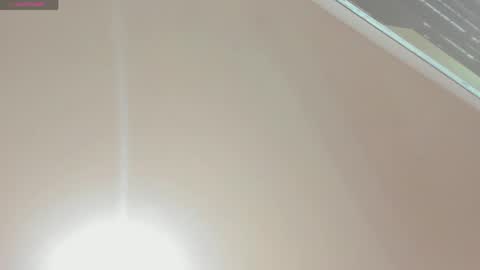 Snapshot of lilybaudyn_ chatting on 05-11-26, 08:42 Lily online show from 05-11-26, 08:42