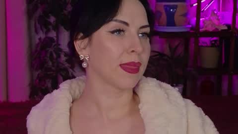 Lily online show from 11-13-25, 05:23