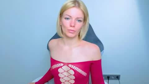 lilydavisss online show from 06-08-26, 02:45