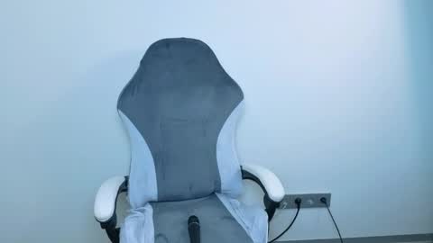 lilydavisss online show from 06-10-26, 04:12