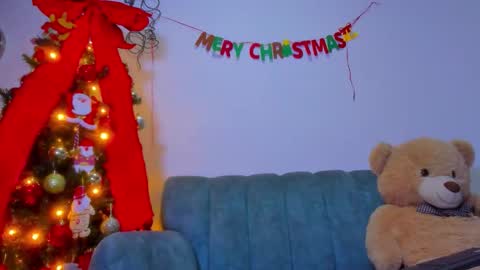 Lily online show from 12-21-25, 04:30