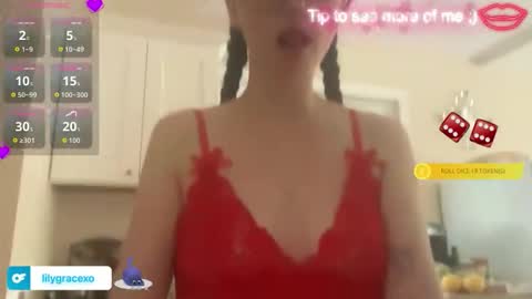 Lily Grace online show from 05-07-26, 01:55