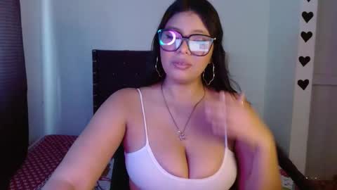 lilyloock1105 online show from 02-08-26, 09:40