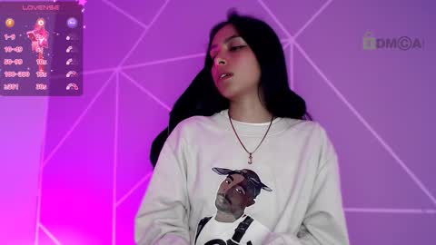 Liliana louise online show from 10-11-25, 03:50