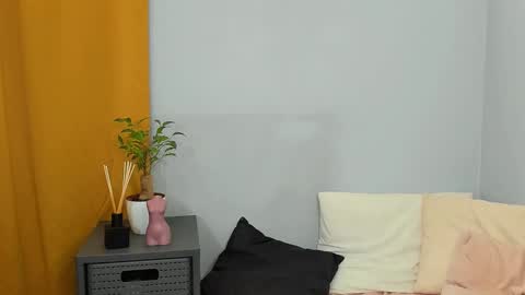 Snapshot of lilylovely26 chatting on 12-07-24, 12:52 Lily online show from 12-07-24, 12:52