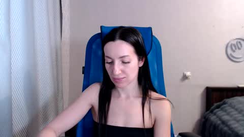 Lily online show from 12-12-24, 09:30