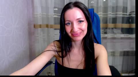 Lily online show from 01-25-25, 11:54