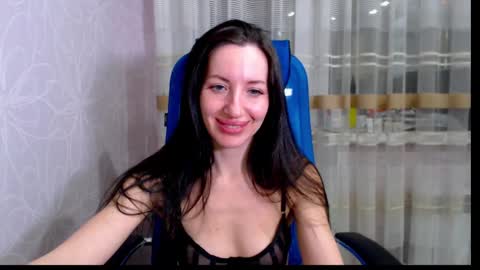 Lily online show from 02-15-25, 10:42