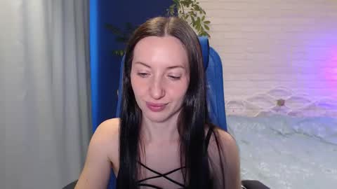 Lily online show from 09-13-25, 07:19