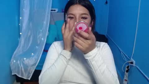 lilymoon_018 online show from 06-18-26, 01:04