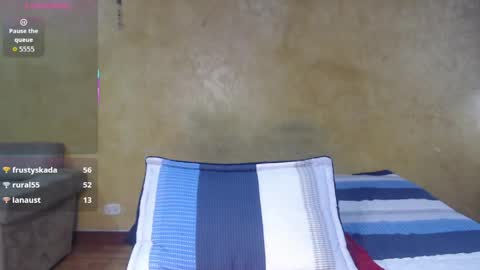 Snapshot of lilyqueen_cg chatting on 04-16-26, 09:50 Lily Queen online show from 04-16-26, 09:50