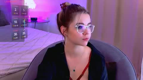 Snapshot of lilyrabbit chatting on 10-01-25, 05:35 Rose online show from 10-01-25, 05:35