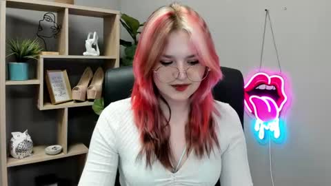 Lily online show from 06-16-26, 06:38