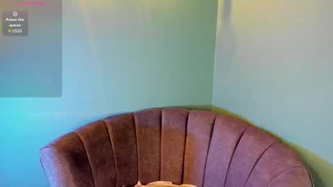 lilyth_7 online show from 09-18-25, 03:08