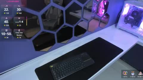 lilyth_7 online show from 09-26-25, 03:43