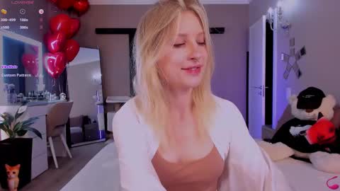Snapshot of lilyvibe chatting on 02-20-25, 03:30 Lily online show from 02-20-25, 03:30