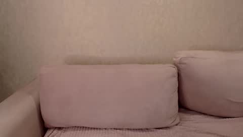 Snapshot of lin_9 chatting on 09-27-25, 04:34 lina online show from 09-27-25, 04:34