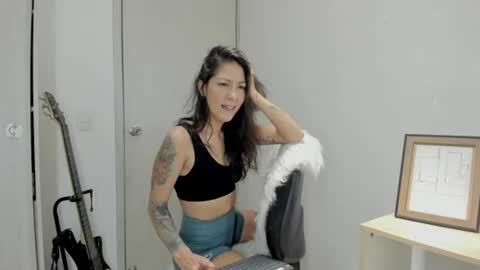 Lina Mandarina online show from 06-11-26, 04:27
