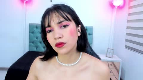  Lina Bedoya  online show from 12-04-24, 11:41