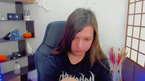 Lina online show from 12-14-24, 02:12