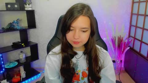 Lina online show from 12-29-24, 02:17