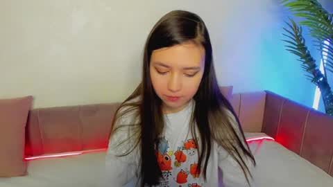 Lina online show from 01-07-25, 02:42
