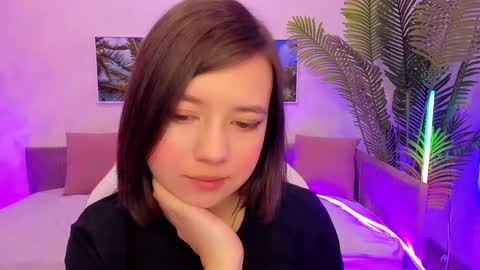 Lina online show from 02-16-25, 01:58