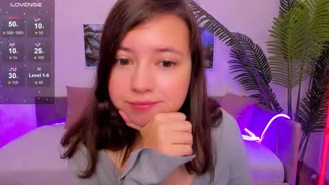 Lina online show from 09-25-25, 02:37