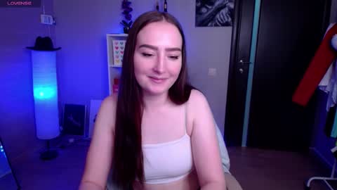 Snapshot of lina_flawless chatting on 03-04-25, 05:11 Lina online show from 03-04-25, 05:11