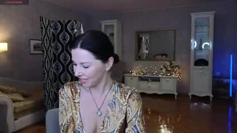 lina_flore online show from 05-05-26, 08:17