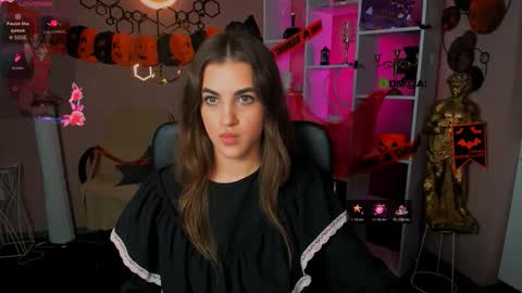 Snapshot of lina_fox12 chatting on 10-31-25, 12:06 lina_fox12 online show from 10-31-25, 12:06