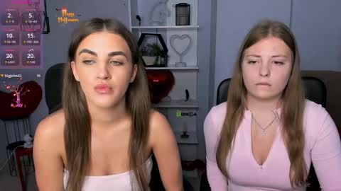 Snapshot of lina_fox12 chatting on 11-09-25, 02:04 lina_fox12 online show from 11-09-25, 02:04