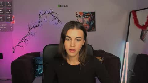 Snapshot of lina_fox12 chatting on 11-12-25, 01:44 lina_fox12 online show from 11-12-25, 01:44