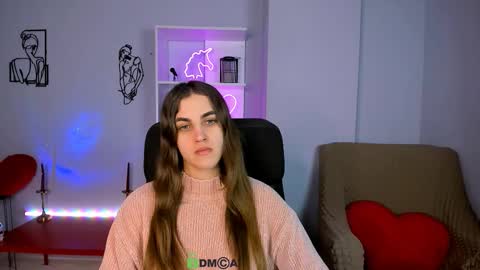 Snapshot of lina_fox12 chatting on 12-05-25, 01:20 lina_fox12 online show from 12-05-25, 01:20